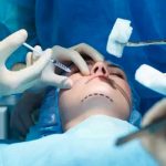 Pareja vendió su casa para pagar cirugías