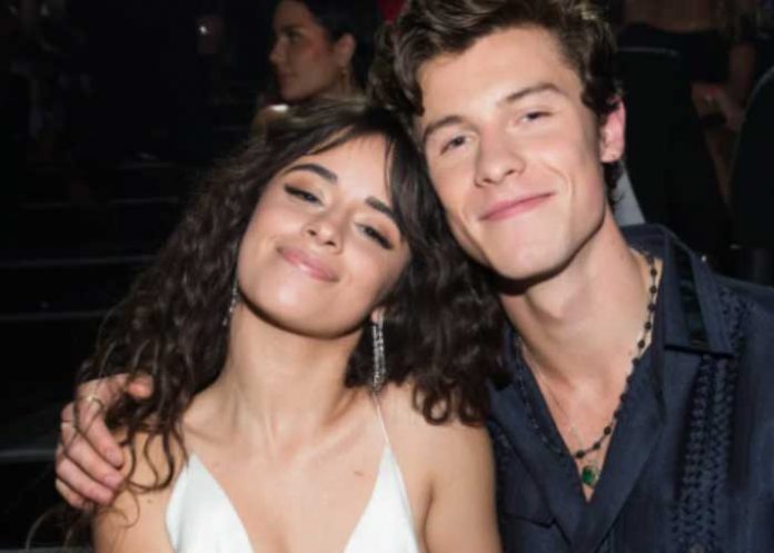 Shawn Mendes es captado besándose con Camila Cabello en Coachella 2023