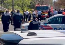 Tiroteo afuera de una funeraria en Carolina del Norte deja cuatro muertos Tiroteo afuera de una funeraria en Carolina del Norte deja cuatro muertos