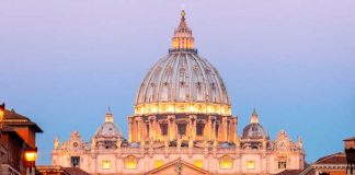 Acusan de corrupción y blanqueo de capitales a cuatro trabajadores del Vaticano