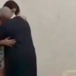 ¡Como Dios manda! Captan a cura «chacobeando» a sexy muchacha en la iglesia ¡Como Dios manda! Captan a cura "chacobenado" a sexy muchacha en la iglesia