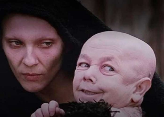 viral1 Peculiar apariencia del terrorífico bebé de la 'Pasión de Cristo' (Fotos)