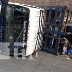 Foto: Vuelco de camión en Río Blanco / TN8