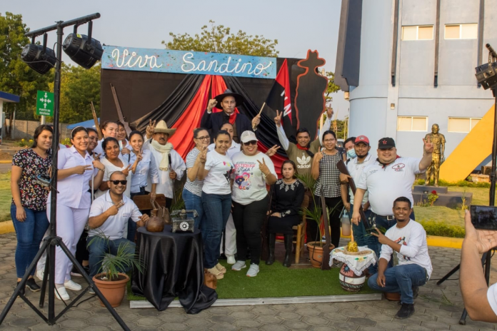1 Foto: León realiza homenaje al 128 aniversario del Natalicio del Comandante Sandino / Cortesía