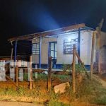 Hombre supuestamente mata de una estocada a una anciana en Siuna Hombre supuestamente mata a una mujer de una estocada en Siuna