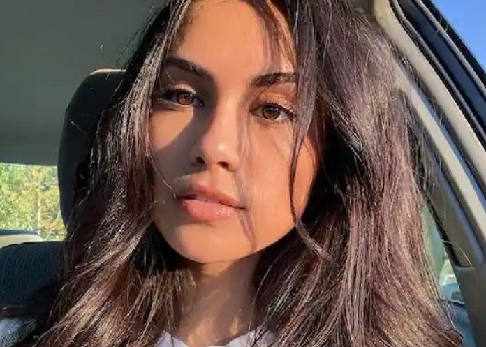 ¡Se les acabo la soltería! Influencer crea versión suya en IA como novia virtual