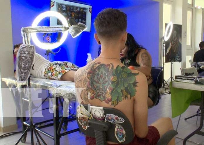 Foto: Realizan lV Feria de la Expo Tatto 2023 en el Centro de Convenciones de Olof Palme / TN8