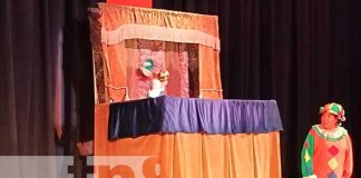 Foto: Florentino cumple 37 años de hacer reír a niños y adultos con sus presentaciones culturales / TN8