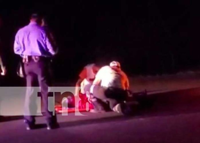 Peatón y motociclistas resultaron lesionados sobre la Salida de Juigalpa-Villa Sandino