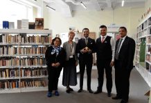 Delegación de Nicaragua en Moscú visitó la Biblioteca de Literatura Extranjera