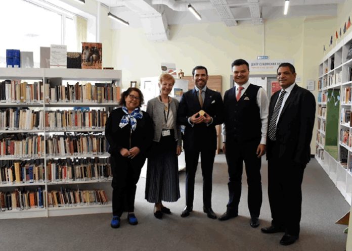 1 Delegación de Nicaragua en Moscú visitó la Biblioteca de Literatura Extranjera