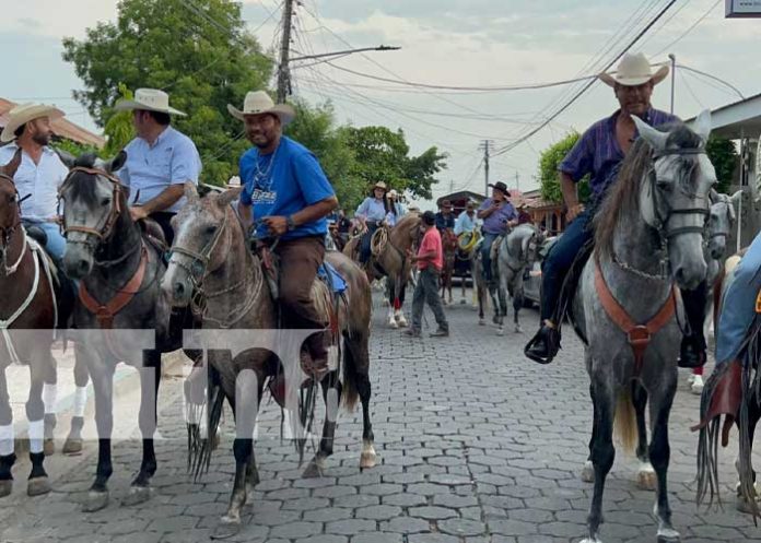 1 Con una cabalgata arranca el Inicio de la XVL Feria Nacional Agropecuarios Chontales