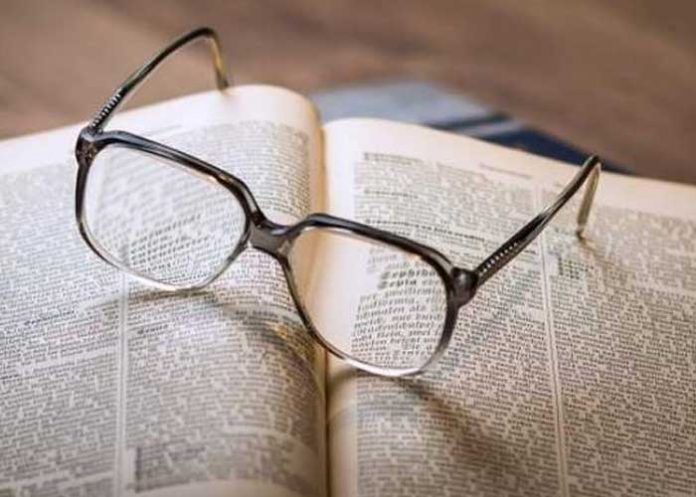 Donde MVL pone la viga del ojo, palanquea un Golpe de Estado