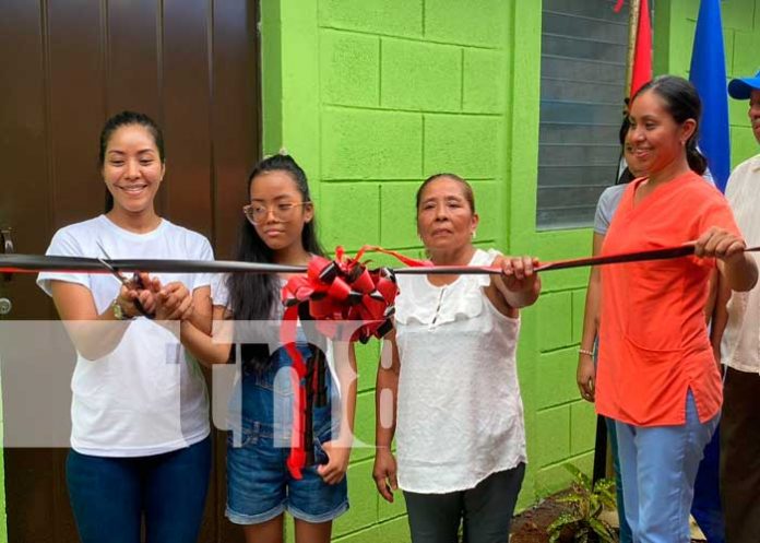 Familia de Juigalpa recibe las llaves de su vivienda de interés social