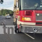 Ciclista brutalmente catapultado en accidente de tránsito en Diriamba Foto: Ciclista brutalmente catapultado en accidente de tránsito en Diriamba / TN8