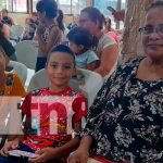 Entregan paquetes alimenticios a madres con partos múltiples de Managua Entregan paquetes alimenticios a madres con partos múltiples de Managua