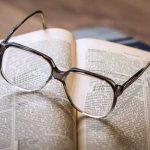 De la «democracia» bananera a la Dignidad Nacional De la "democracia" bananera a la Dignidad Nacional