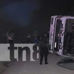 Fallas mecánicas provocan vuelco de camión en Murra, Nueva Segovia Fallas mecánicas provocan vuelco de camión en Murra, Nueva Segovia