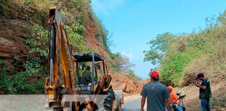 Registran deslave de tierra en el km. 27.5 de la carretera a San Rafael del Sur