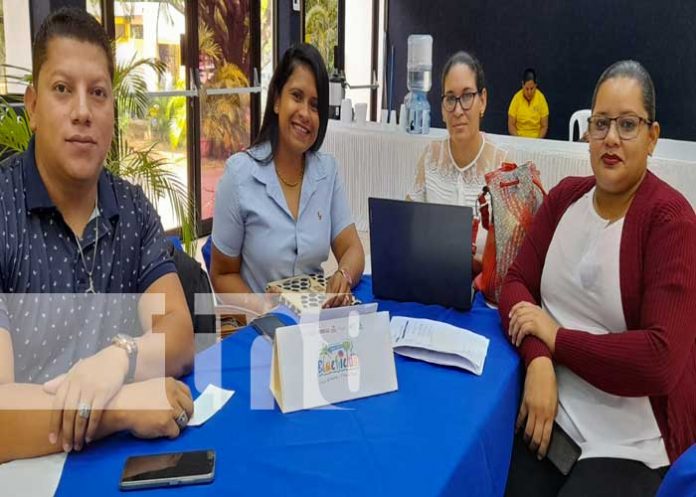 2 Taller Internacional dirigido a Comisión Nacional de Economía Creativa para potenciar las marcas