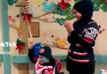 Le miente a su hijo para que muriera despreocupado y feliz (Video) Le miente a su hijo para que muriera despreocupado y feliz (Video)