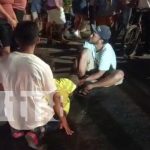 ¡Vivo de milagro! Joven granadino casi muere bajo las llantas de una camioneta Foto: ¡Vivo de milagro! Joven granadino casi muere bajo las llantas de una camioneta / TN8