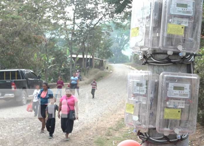 Luz eléctrica les brindará mayor seguridad a familias del municipio de San Ramón