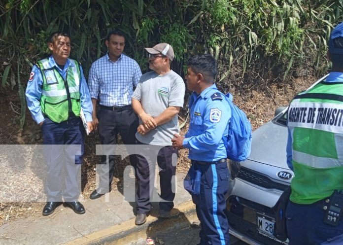 Por dormilón casi se mata en Carretera Sur: terminó volcado