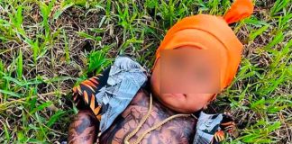 En Washington tatúa a su hijo desde los 6 meses 