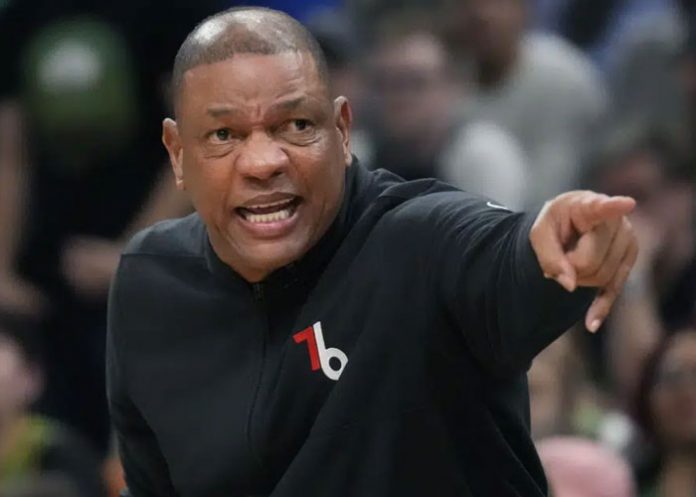 Doc-Rivers doc, rivers, baloncesto, sixers,