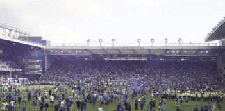 Everton sobrevive en la Premier