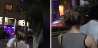 Encuentra a su pareja vendiendo su cuerpo en plena calle