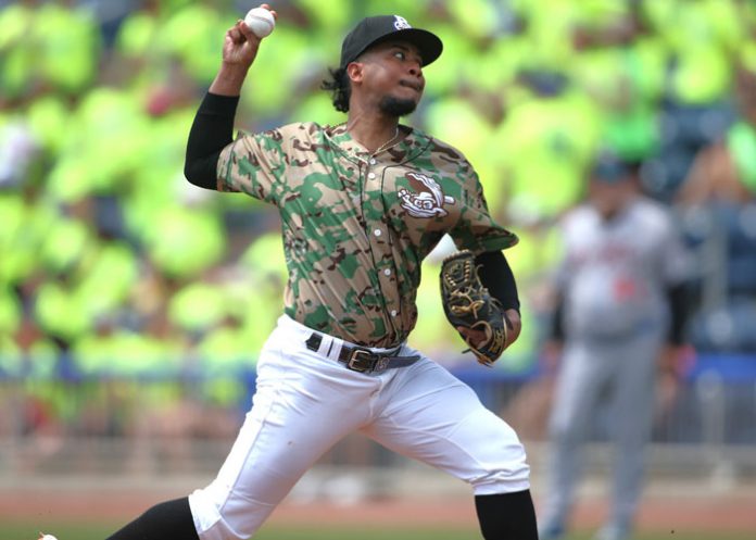 Rodriguez carlos, rodríguez, biloxi, shuckers,