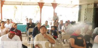 Capacitan a productores de cacao para que exporten su producto a nivel internacional