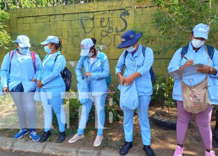 Foto: Abatización en barrios de Managua / TN8