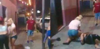 Mujeres 'ebrias' se van a los golpes en plena vía pública