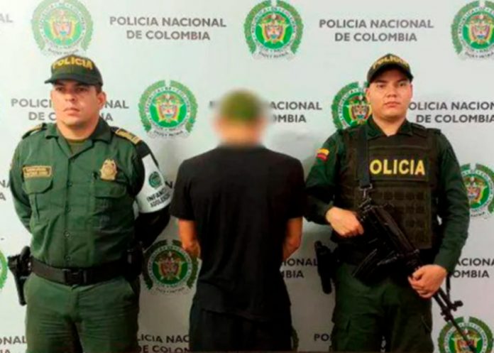 Bajos los efectos del alcohol y drogas joven violó a su hermana en Colombia