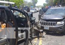 Escenario sangriento en Carretera Sur tras el choque de camionetas Foto: Mortal choque de camionetas en Carretera Sur / TN8