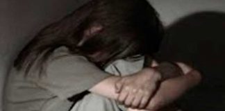 ¡Aberrante! Un grupo de niños violan a una menor en una escuela en Texas