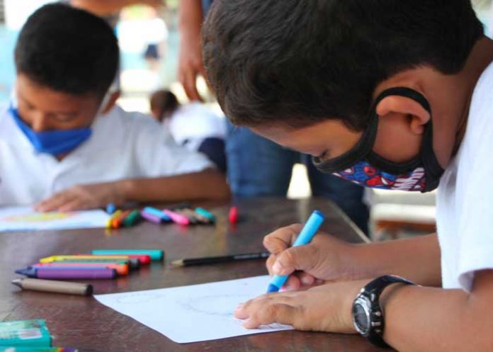 Responsable seguimiento al Plan Nacional “Escuelas Saludables”