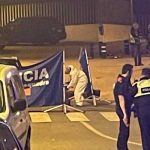 Sangriento ajuste de cuentas deja al menos dos personas muertas en España Sangriento tiroteo en una plaza de España dejó a dos personas muertas