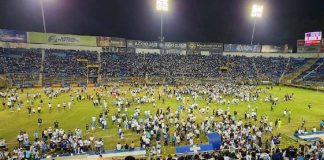 Estampida en El Salvador