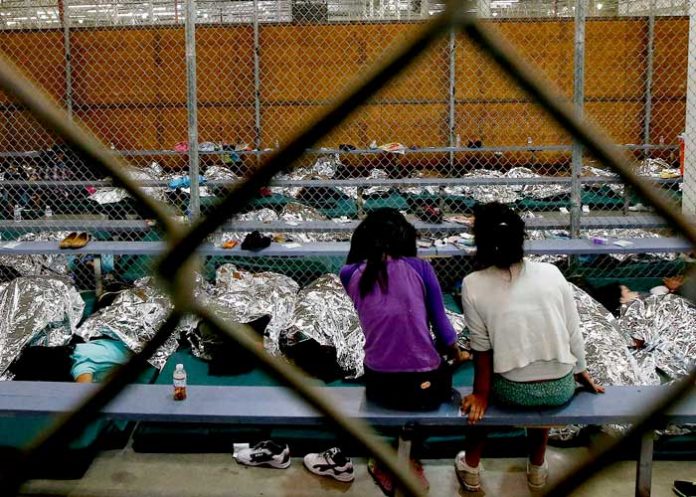 Muere adolescente migrante hondureño en manos de las autoridades en Florida