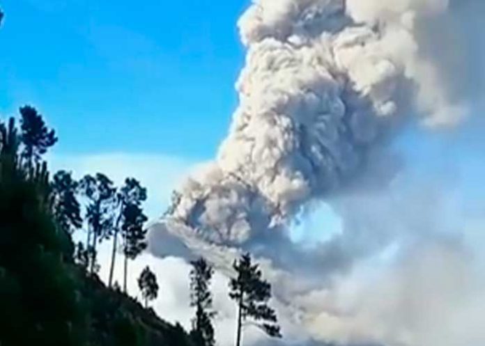 Entró en erupción volcán de Fuego en Guatemala ¡el más activo de Centroamérica!