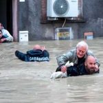 Caos en Italia: Potentes lluvias dejan a su paso 8 muertos y desaparecidos Al menos ocho muertos tras inundaciones en el norte de Italia