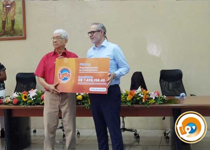 Foto: Entrega de utilidades de Loto Nicaragua
