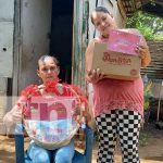 Madre dedicada a la venta de frutas es homenajeada por Crónica TN8 Foto: Ganadora con la promoción de las madres de Crónica TN8