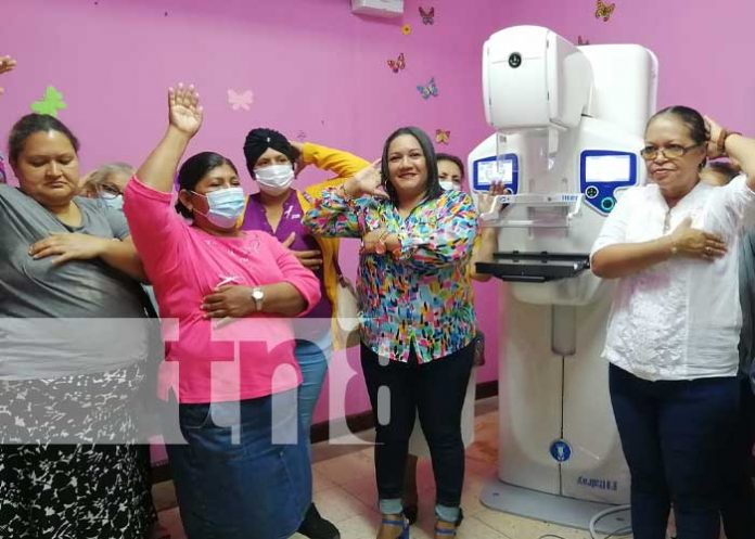 Foto: Nuevo mamógrafo en el Hospital de Granada / TN8