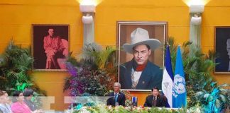 Foto: Orden José de Marcoleta para representante saliente de UNICEF en Nicaragua / TN8