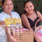 Madre y maestra: Doña Tania es agasajada por su hija en Crónica TN8 Foto: Madre agasajada por Crónica TN8